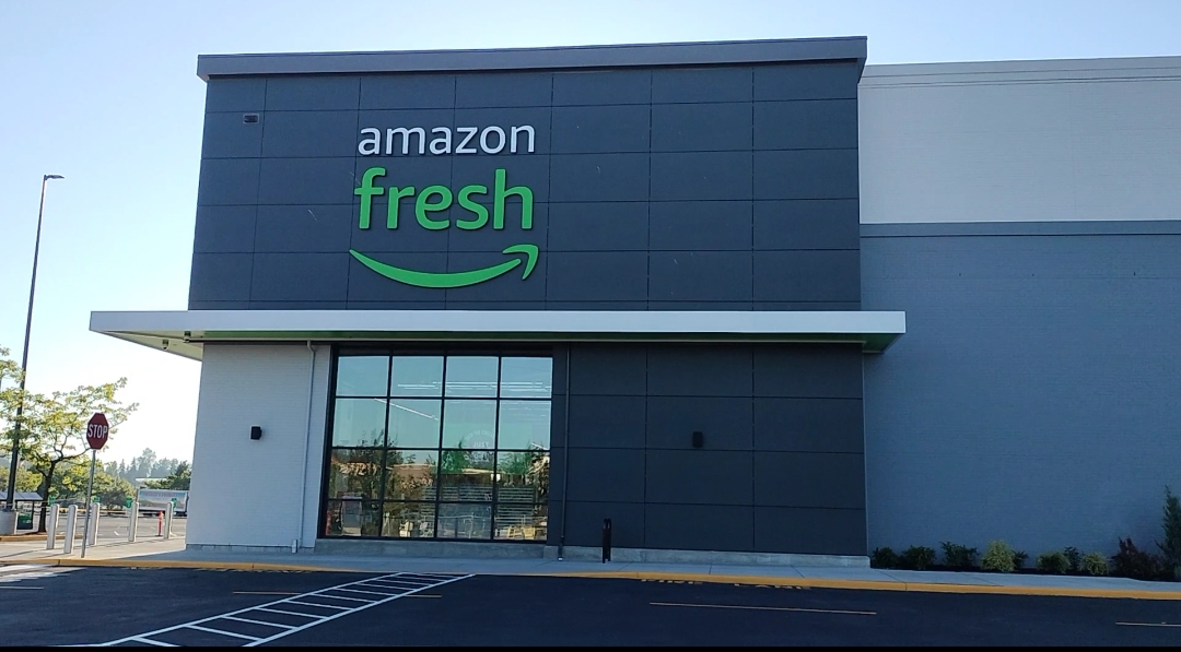 Amazon Fresh at The Commons (Federal Way, WA)